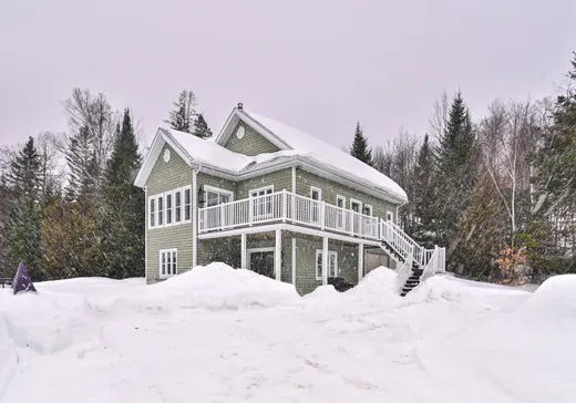 Two or more stories for sale - 12 Ch. du Petit-Pont, St-Adolphe d'Howard, J0T2B0