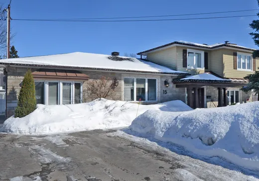 Maison à étages à vendre - 15 Rue Lefebvre, Salaberry-de-Valleyfield, J6T5C3