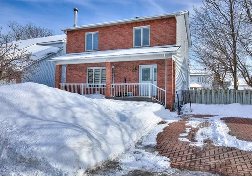 Maison à étages à vendre - 3298 Rue Élodie, Laval (Chomedey), H7P5N3