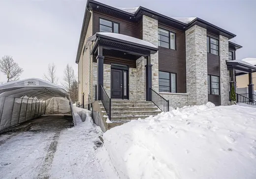 Maison à étages à vendre - 975 Ch. de la Rivière-du-Nord, Saint-Jérôme, J7Y5H1