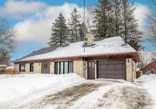 Bungalow à vendre - 1779 Boul. Bona-Dussault, Saint-Marc-des-Carrières, G0A4B0