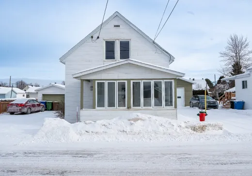 Maison à étages à vendre - 72 Rue du Sacré-Coeur, Grand-Métis, G0J1Z0