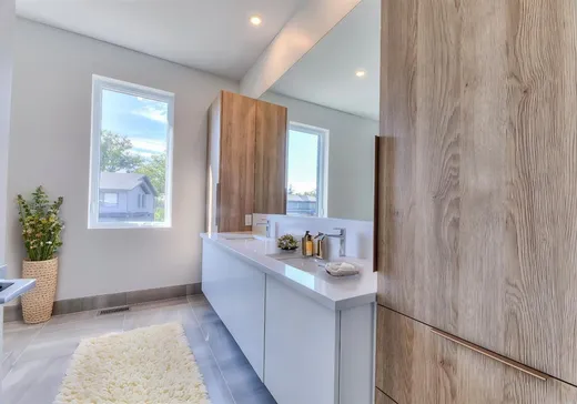 Maison à vendre - 4 Av. Morgan, Sainte-Anne-de-Bellevue (Île de Montréal), H9X 0C1