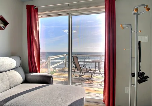 Maison à vendre - 389 Rue des Campeurs, Sept-Îles, G0G 1H0