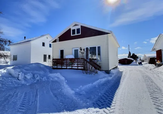 Maison à étages à vendre - 660 14e Avenue, Senneterre, J0Y2M0