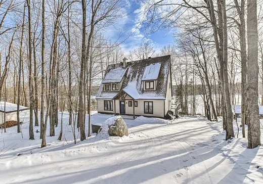 Maison à étages à vendre - 78 Ch. Scraire, Saint-Sauveur, J0R1A0