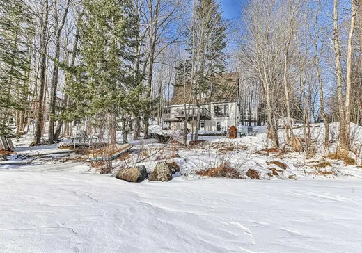 Maison à vendre - 78 Ch. Scraire, Saint-Sauveur, J0R 1A0