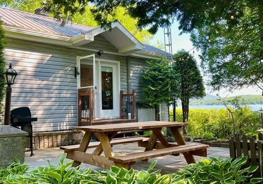 Chalet à vendre - 248 Rue des Tulipes, Thetford Mines, G0N1S0