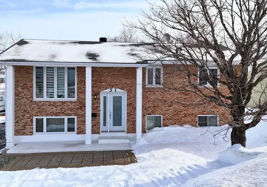 Maison à étages à vendre - 31 Rue des Rochelois, Port-Cartier, G5B1J4