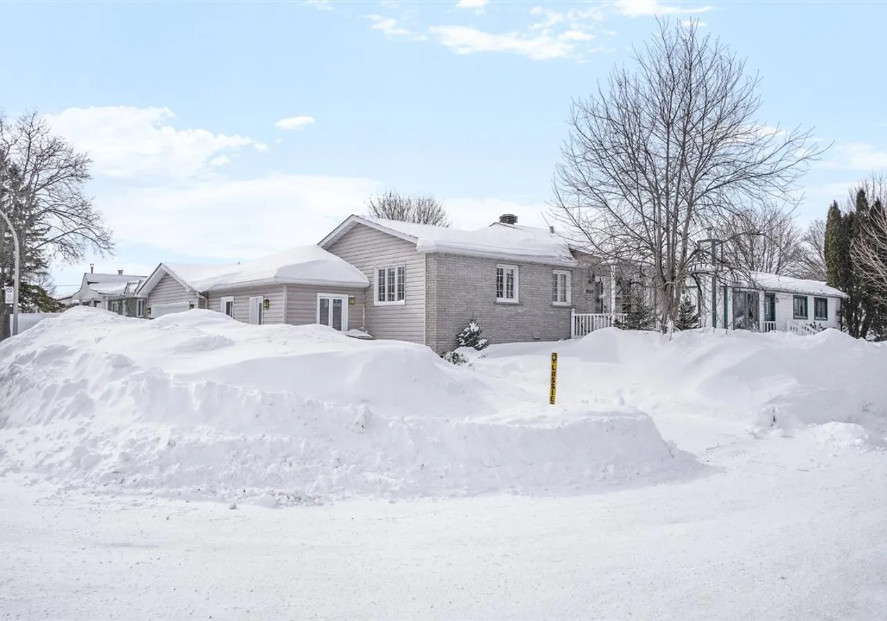 Maison à vendre - 3060 Rue Christiane, Laval (Fabreville), H7P 1J3