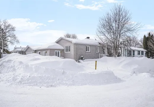 Bungalow for sale - 3060 Rue Christiane, Laval (Fabreville), H7P1J3
