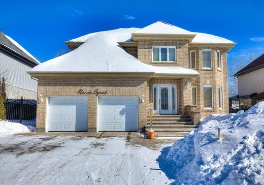 Two or more stories for sale - 24 Rue du Syrah, Kirkland (Montreal Island), H9H0B1