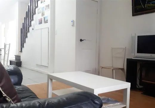 Two or more stories for sale - 5680 Rue Eadie, Ville Emard (Montreal Island), H4E3T1