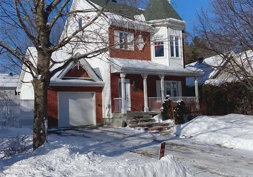 Two or more stories for sale - 35 Rue de la Milice, Blainville, J7C5M8