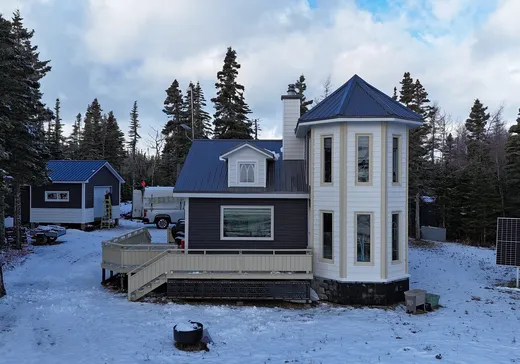 Maison à étages à vendre - 4764 Ch. de l'Anse-de-la-Grande-Pointe, Schefferville, G0G1P0
