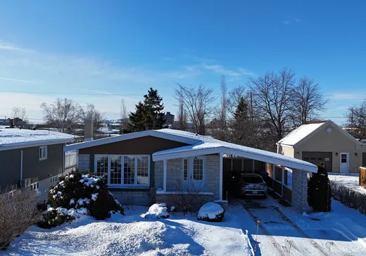 Maison à étages à vendre - 687 Av. Gamache, Sept-Îles, G4R2J3