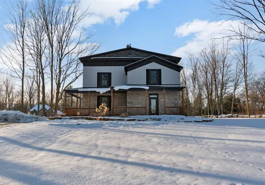 Maison à étages à vendre - 2 Rue du Moulin, Lachute, J0V1X0