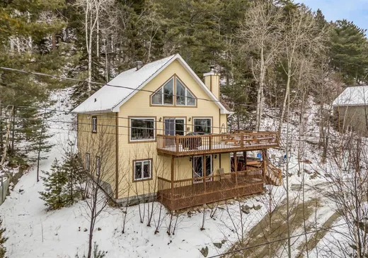 Un étage et demi à vendre - 37 Ch. du Vieux-Quai, Baie-Saint-Paul, G3Z1C2