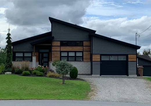 Bungalow à vendre - 155 Rue Dancause, Saint-Christophe-D'Arthabaska, G6S0S6