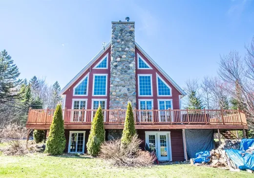 Maison à étages à vendre - 424 Ch. du Lac-des-Trois-Milles S., Ste-Cecile-De-Whitton, G0Y1J0