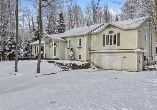 House for sale - 30 Rue St-Onge, Magog, J1X 5S5