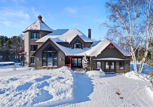 Two or more stories for sale - 650 Rg du Haut-de-la-Rivière, Pierreville, J0G1J0
