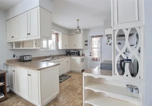 House for sale - 690 Rue St-Omer, Drummondville, J2C 3S8