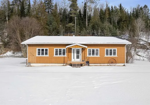 House for sale - 3378 Route 155, Grandes-Piles, G0X 1H0