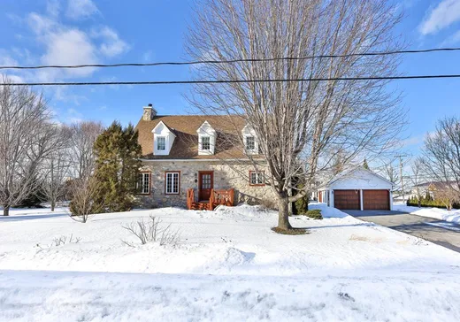 Maison à étages à vendre - 2 Rue Victor-Samuel, Saint-Ours, J0G1P0