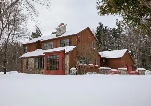 Maison à étages à vendre - 47 Ch. de l'Université, Magog, J0B2C0