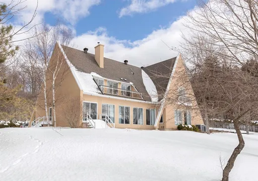 Un étage et demi à vendre - 200 Ch. Allard, Coaticook, J1A2S4