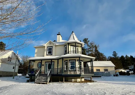 Maison à vendre - 2996 Ch. de Ste-Catherine, Sherbrooke, J1N 3X9
