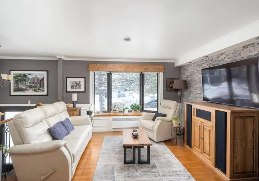 Maison à vendre - 1075 Rue Giffard, Saint-Bruno-de-Montarville, J3V 5G9
