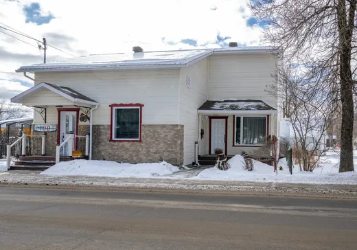 Maison à étages à vendre - 100 Rue Ste-Anne, Baie-Saint-Paul, G3Z1P4