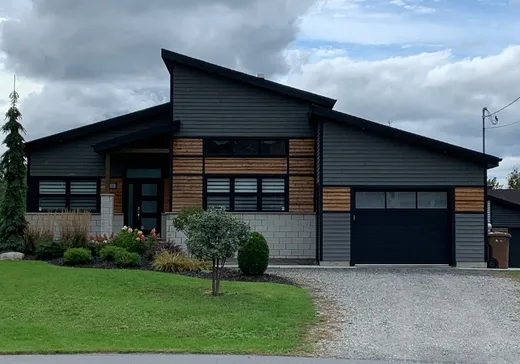Maison à étages à vendre - 155 Rue Dancause, Saint-Christophe-D'Arthabaska, G6S0S6