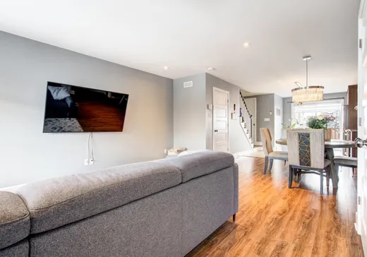 Maison à vendre - 317 Av. André-Chartrand, Vaudreuil-Dorion, J7V 0M1