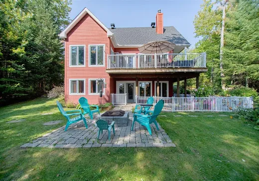 Un étage et demi à vendre - 300 Rue du Lac-Croche, Sainte-Marguerite-du-Lac-Masson, J0T1L0