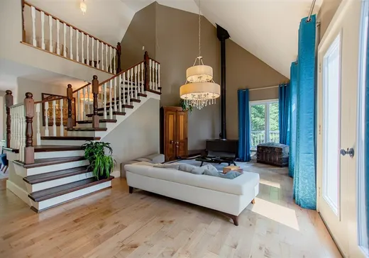 Maison à vendre - 300Z Rue du Lac-Croche, Sainte-Marguerite-du-Lac-Masson, J0T 1L0