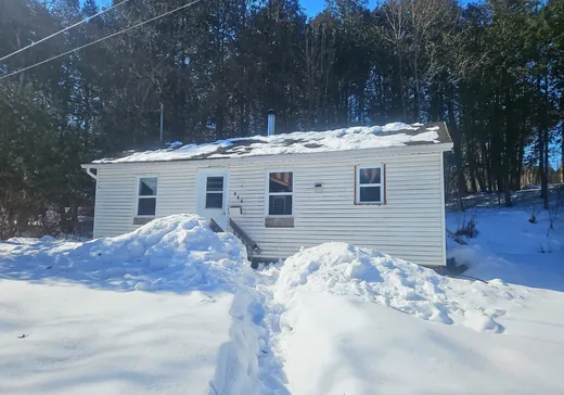 Maison à étages à vendre - 865 Ch. du Tournant, Mont-Laurier, J6L0E6