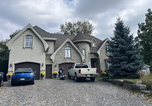 Maison à vendre - 995 Rue du Lac-de-Mai, Laval (Fabreville), H7P 3M3