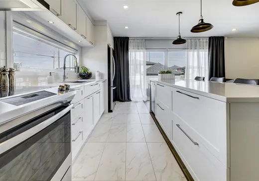Maison à vendre -  Rue Martel, Saint-Marc-des-Carrières, G0A 4B0
