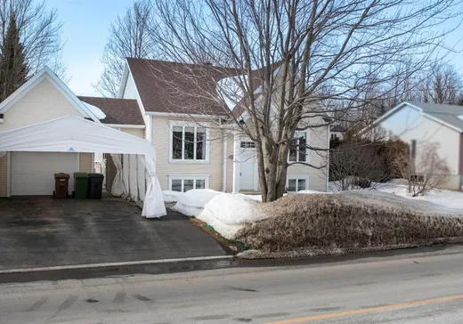 House for sale - 205 Rue Brouillette, Drummondville, J2A 2N1