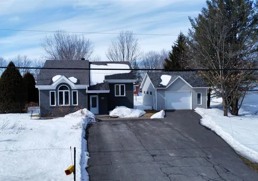 Split-level for sale - 1765 Ch. Terra-Jet, Drummondville, J2E0C7