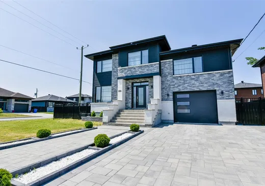 Maison à vendre - 868 Rue des Chenilles, Vaudreuil-Dorion, J7T 0K7