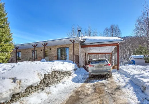Bungalow à vendre - 50 Rue Deschambault, Lac Superieur, J0T1J0