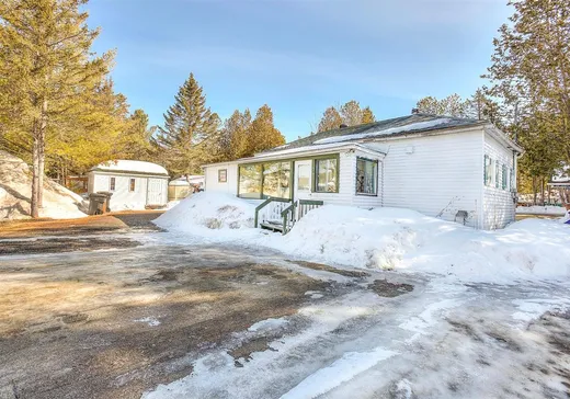 Maison à vendre - 39 Rue de la Plage, Mont-Blanc, J0T 2G0