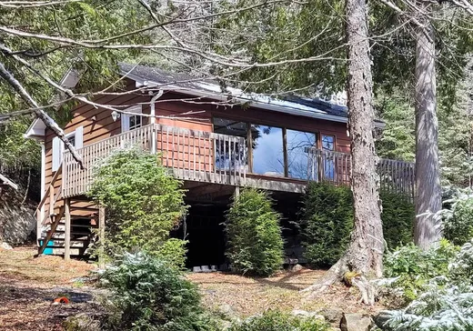Bungalow à vendre - 10091 Rue Chadrofer, La Minerve, J0T1S0