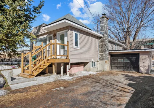 Maison à étages à vendre - 4554 Rue Denault, Chambly, J3L7N4