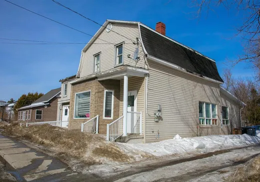 Maison à vendre - 20 Rue Notre-Dame E., Lac-Mégantic, J0B 1Y0