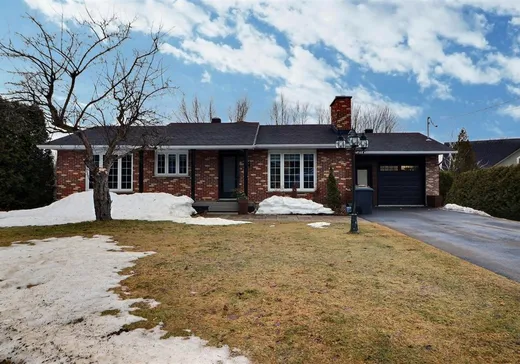 Bungalow for sale - 4 Rue Kennedy, Kingsey Falls, J0A1B0